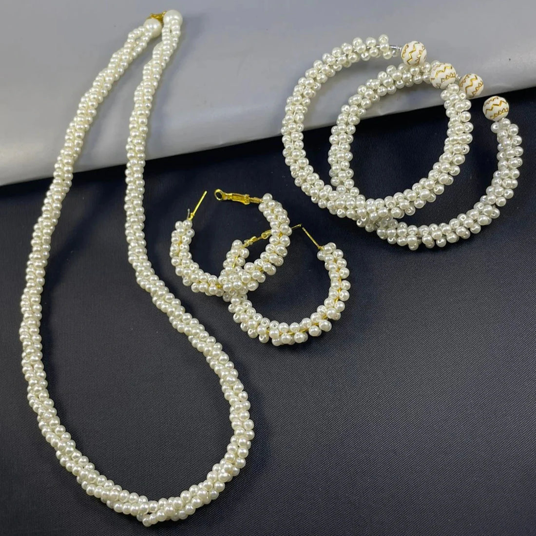 Combo Pearl Set – Radiance, Elegance, and Glow in One Collection